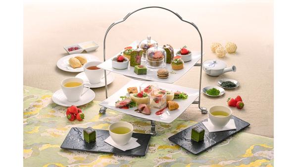 【丸ノ内ホテルで愉しむ】ポム・ダダン アフタヌーンティー “日本茶の香りと苺の彩（いりどり）” ～スパークリングワイン付～